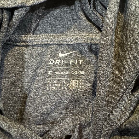 Nike Dri-Fit Toddler Boy 2T Grey Pullover with Hood - Picture 4 of 5